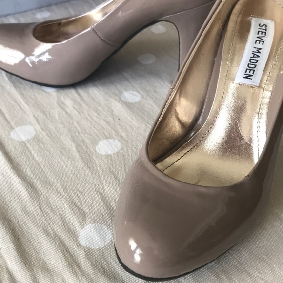 Steve Madden Patent Leather Heels - Picture 1 of 7